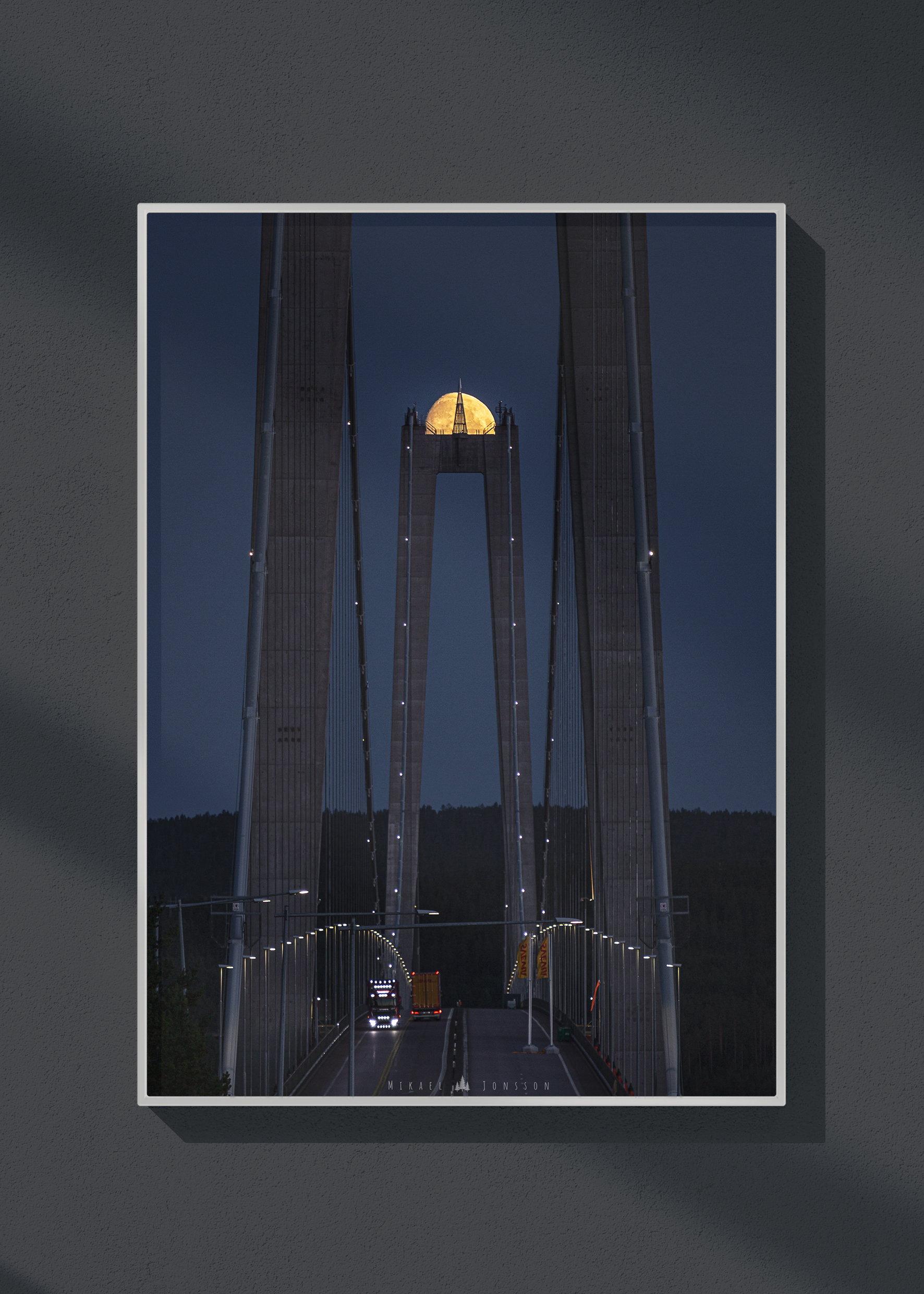 Måne över Högakustenbron - Bild 3