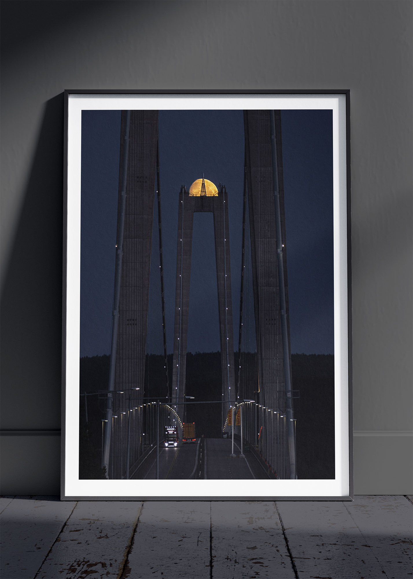 Måne över Högakustenbron - Bild 2