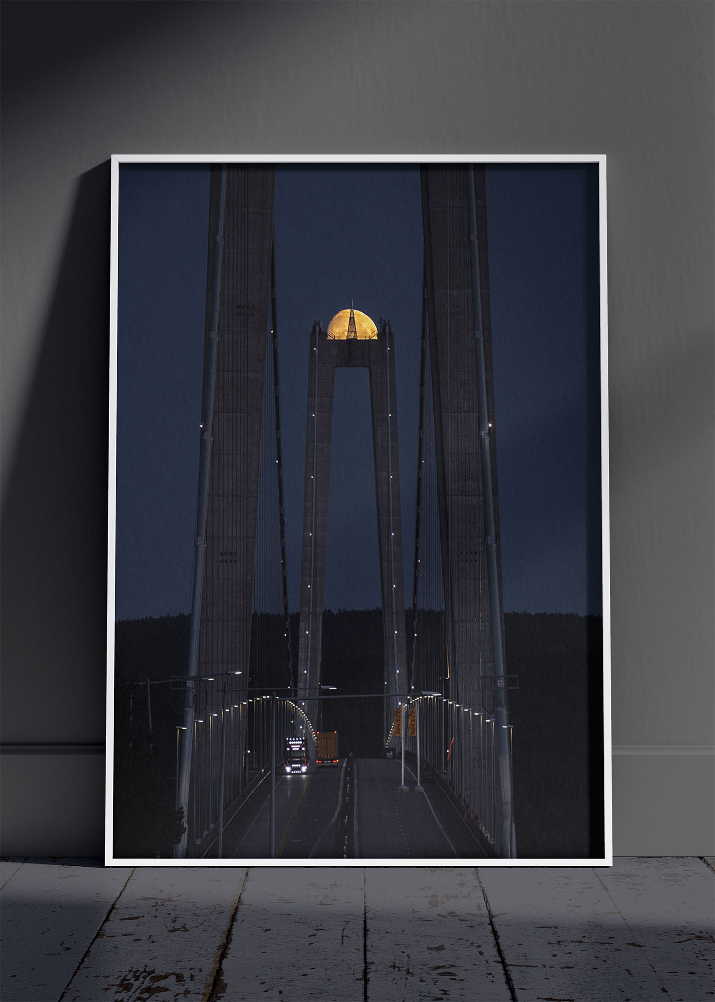 Måne över Högakustenbron - Bild 3